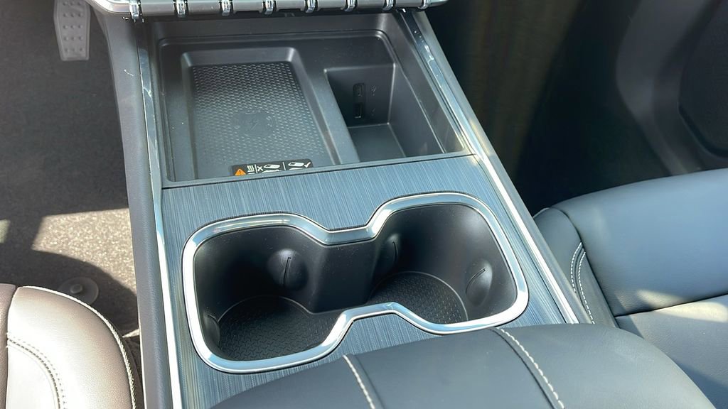 2025 GMC Acadia Elevation - Photo 21