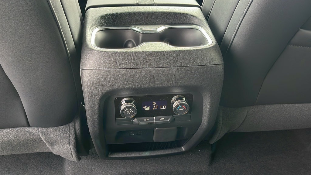 2026 Buick Enclave Sport Touring - Photo 16