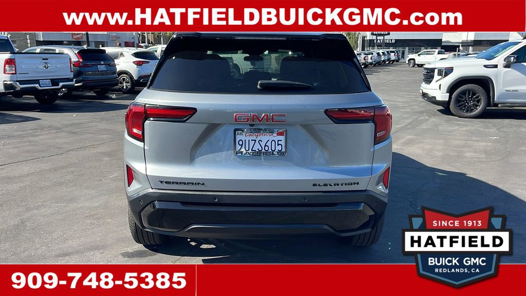 2026 GMC Terrain FWD Elevation photo 4