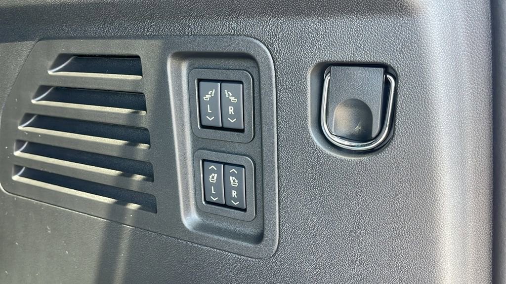 2025 Buick Enclave Sport Touring - Photo 27