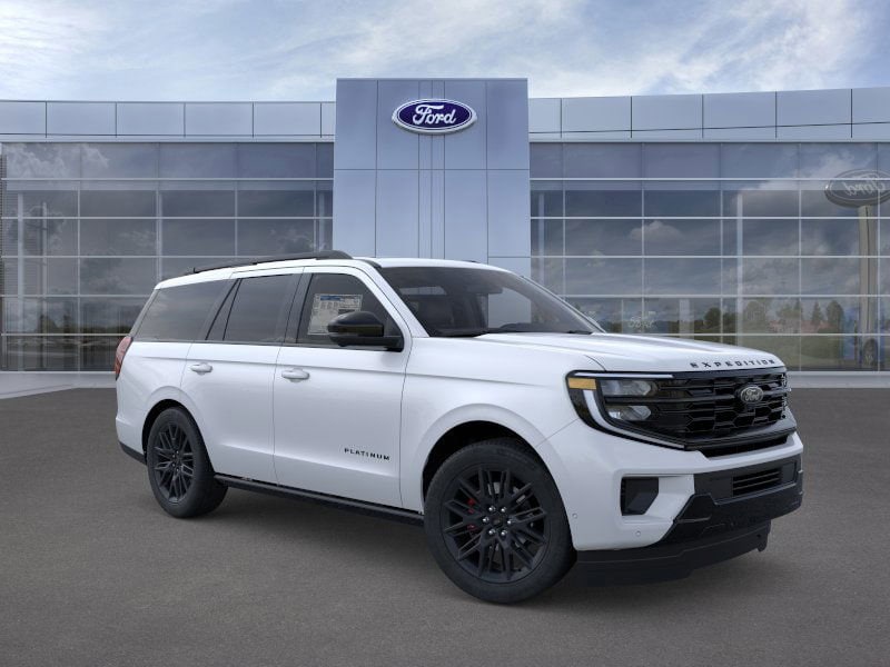 2025 Ford Expedition Platinum's photo