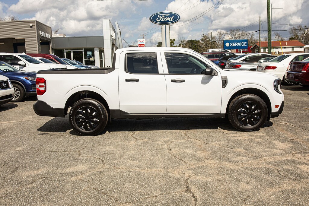 Used 2025 Ford Maverick XL XL AWD SuperCrew