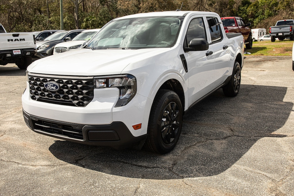 Used 2025 Ford Maverick XL XL AWD SuperCrew