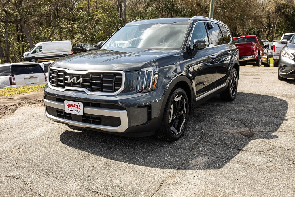 Used 2024 Kia Telluride S S AWD