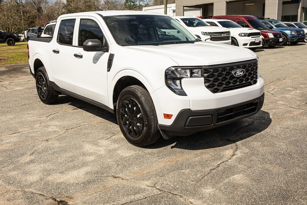 Used 2025 Ford Maverick XL XL AWD SuperCrew