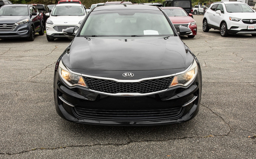 Used 2016 Kia Optima LX Sedan