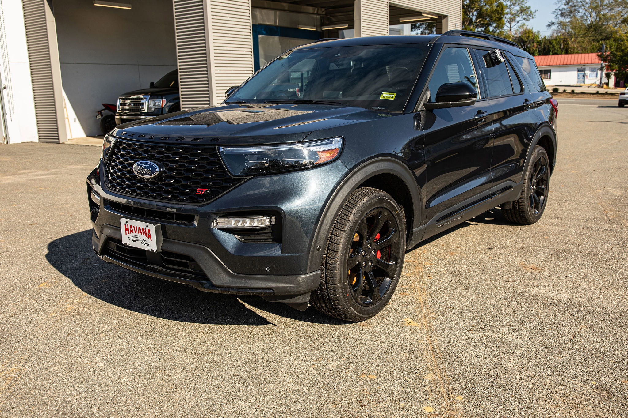 2024 Ford Explorer ST's photo