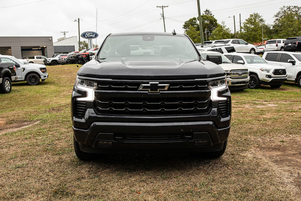 Used 2023 Chevrolet Silverado 1500 RST 4WD Crew Cab 147 RST