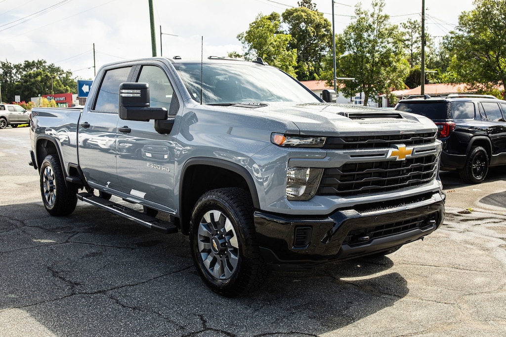 Used 2025 Chevrolet Silverado 2500HD Custom 4WD Crew Cab 159 Custom