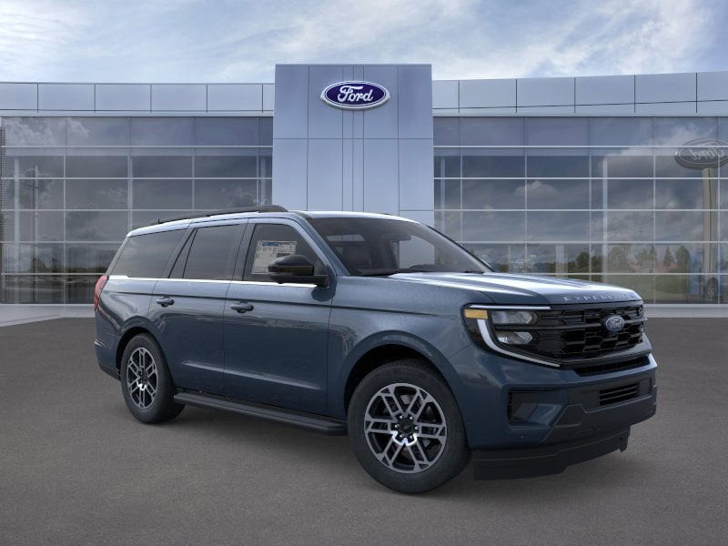 2025 Ford Expedition Active's photo