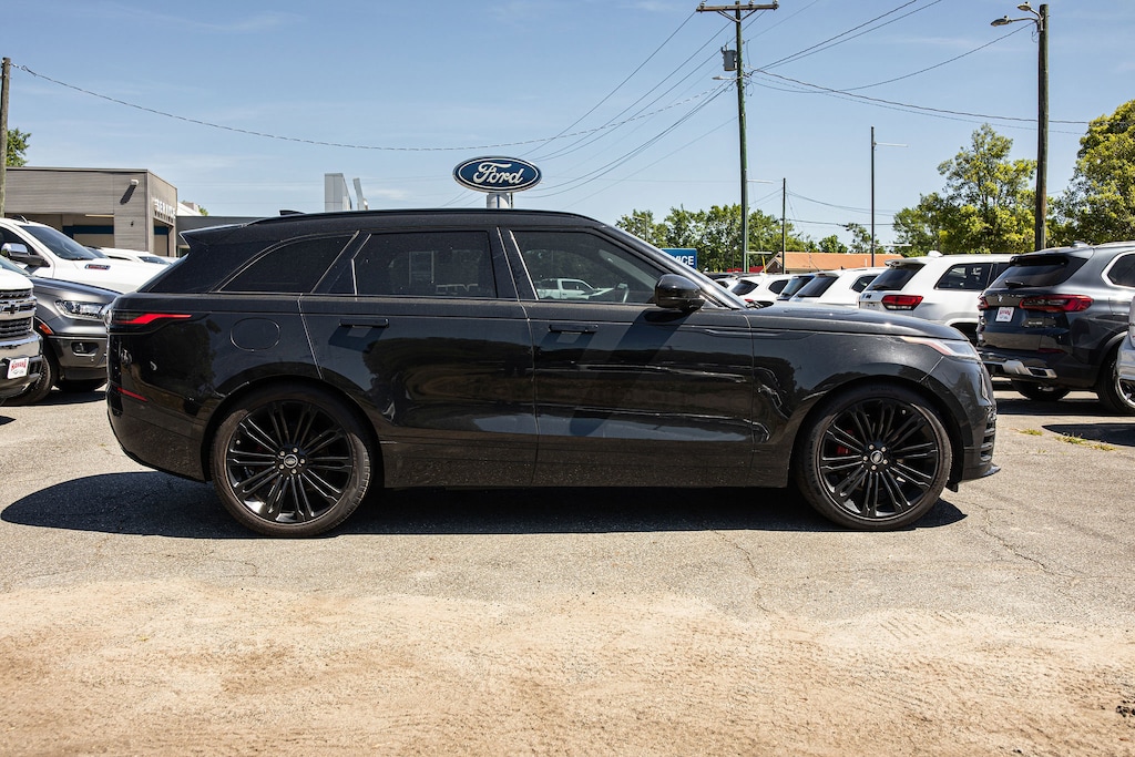 Used 2024 Land Rover Range Rover Velar Dynamic SE P250 Dynamic SE