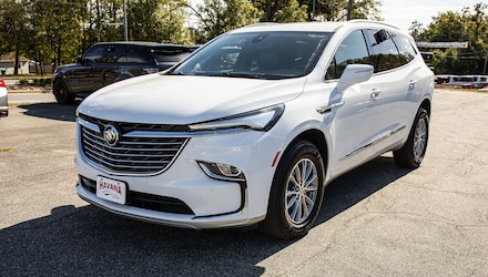 2023 Buick Enclave Essence FWD  Essence