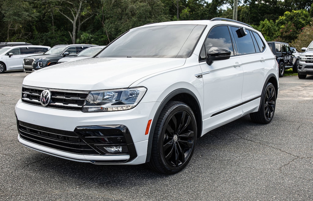 Used 2021 Volkswagen Tiguan SE R-Line Black 2.0T SE R-Line Black FWD