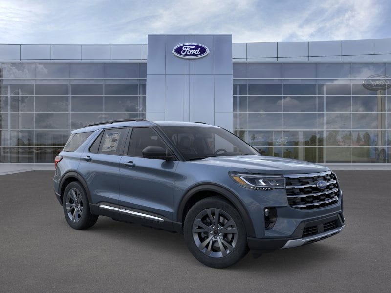 2025 Ford Explorer Active's photo