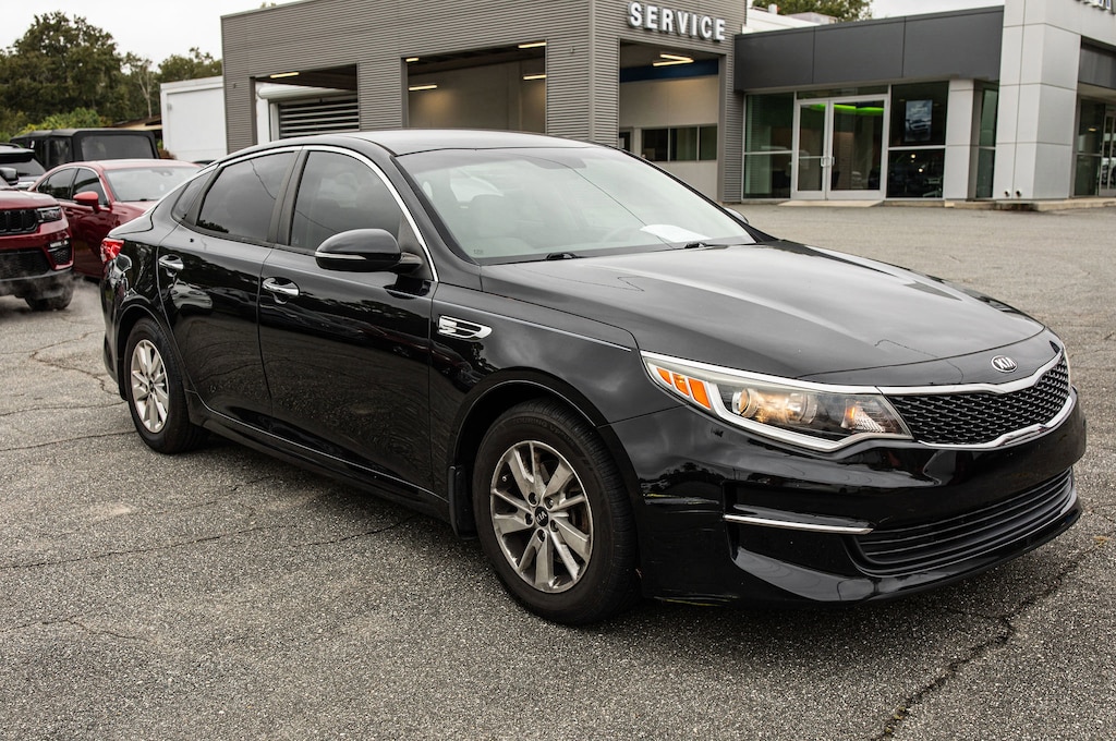 Used 2016 Kia Optima LX Sedan