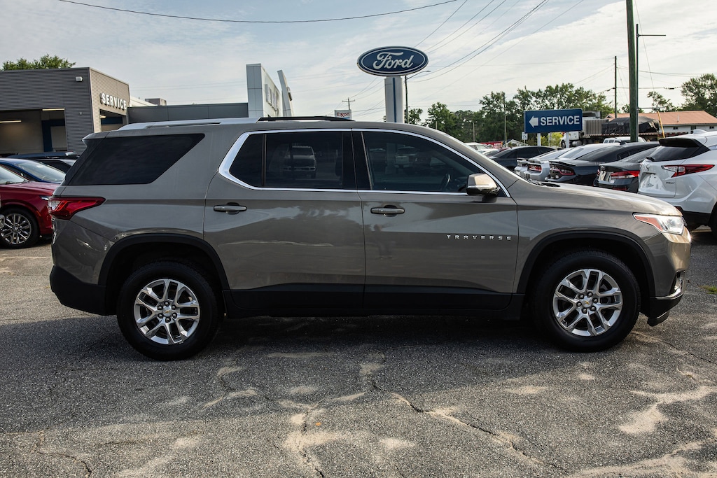 Used 2018 Chevrolet Traverse LT Cloth AWD LT Cloth w/1LT