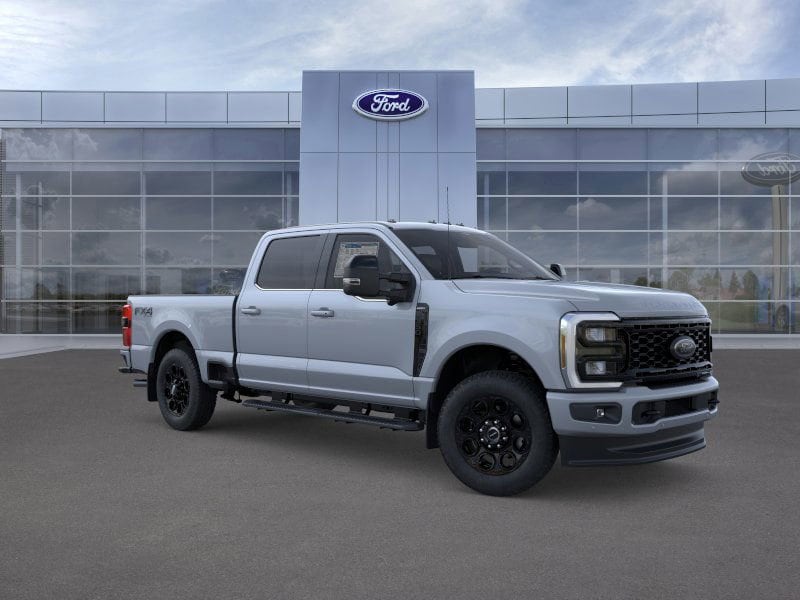 2026 Ford F-350 Super Duty Lariat's photo