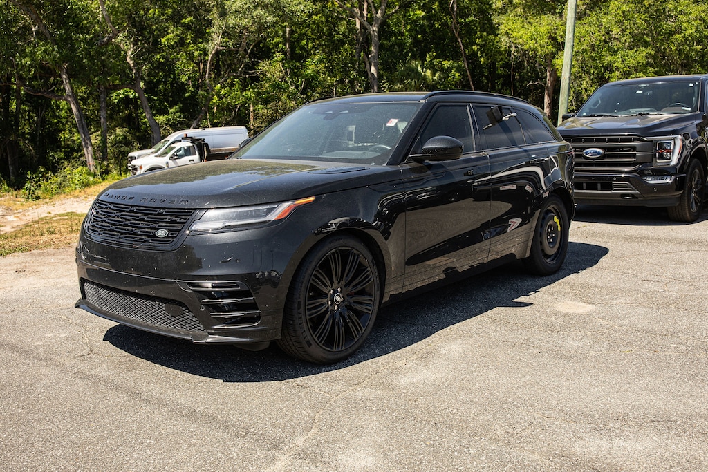 Used 2024 Land Rover Range Rover Velar Dynamic SE P250 Dynamic SE