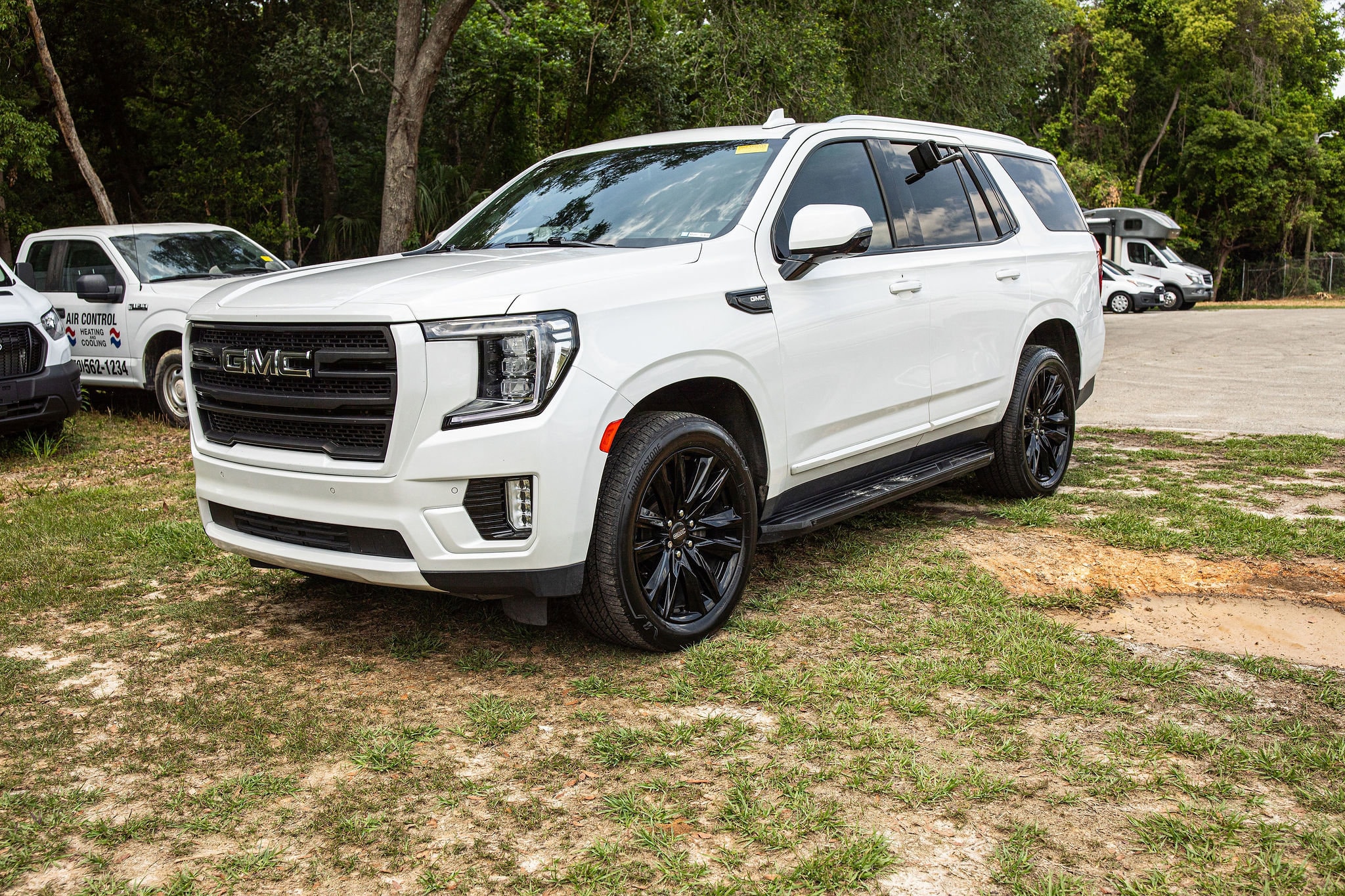 2022 GMC Yukon 4WD SLT's photo