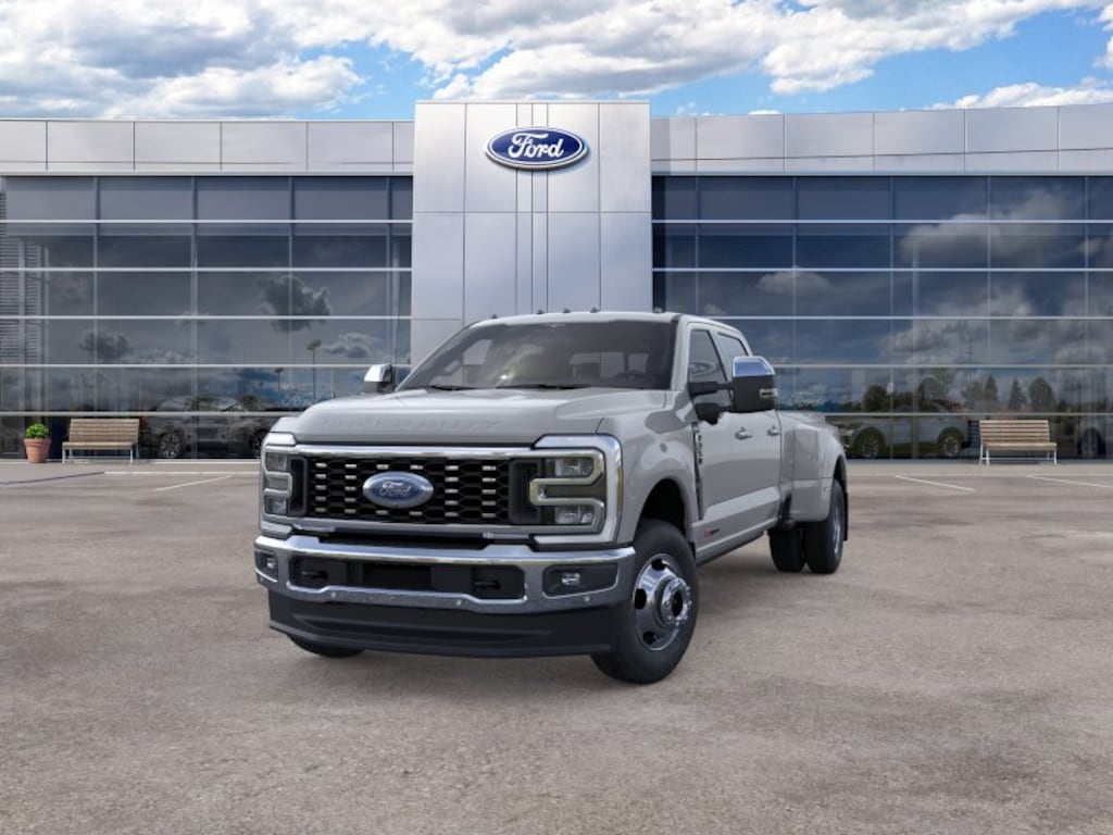 New 2026 Ford Super Duty F-350 DRW LARIAT TRUCK