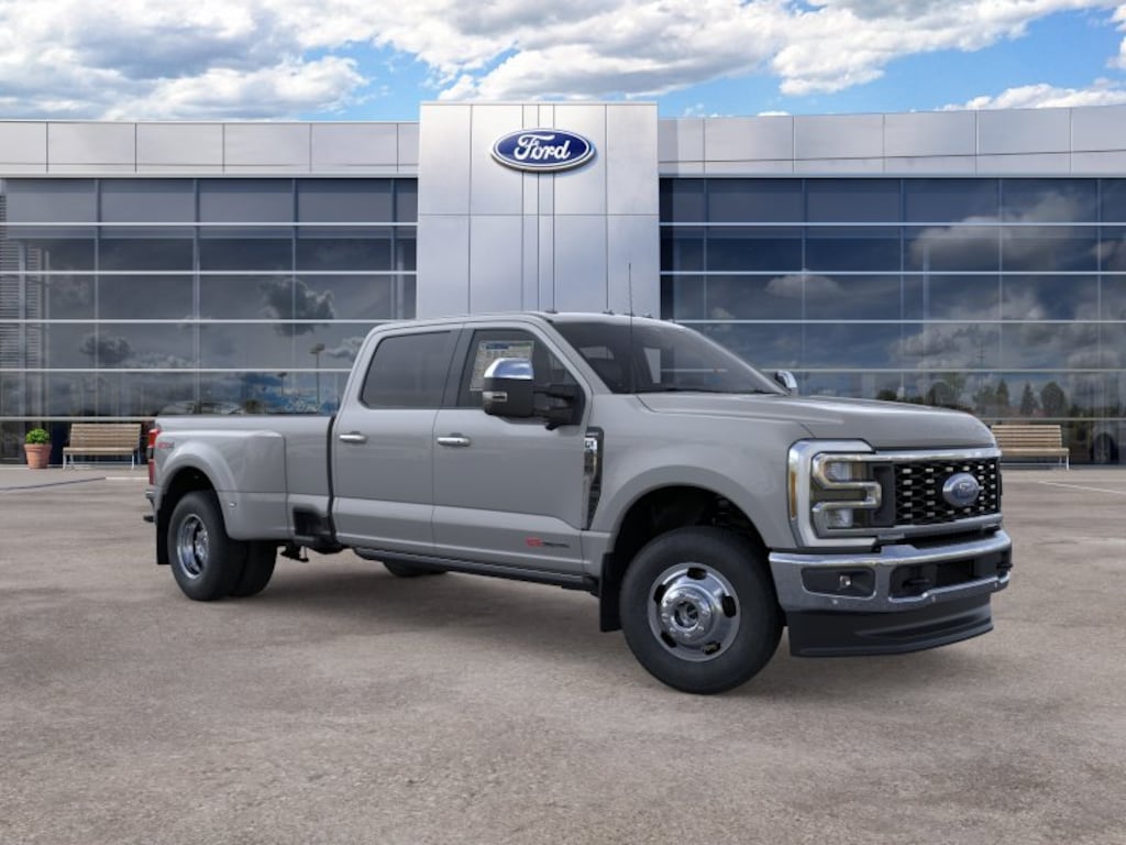 New 2026 Ford Super Duty F-350 DRW LARIAT TRUCK