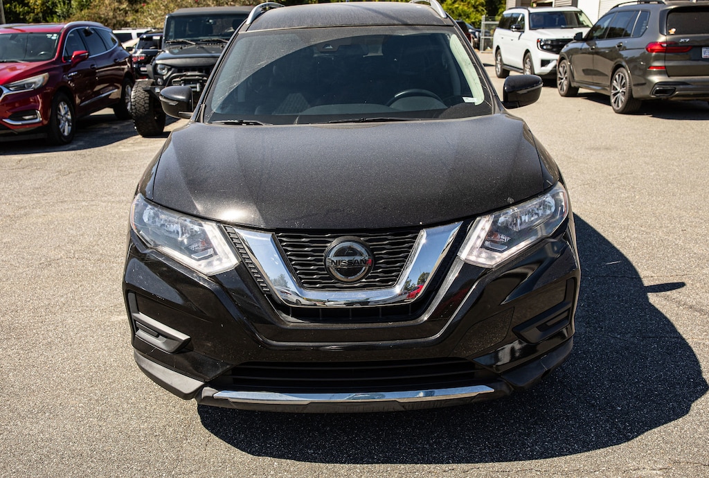 Used 2020 Nissan Rogue SV FWD SV
