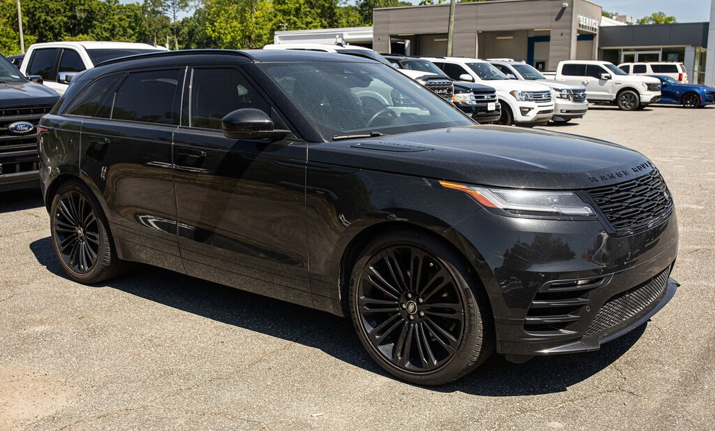 Used 2024 Land Rover Range Rover Velar Dynamic SE P250 Dynamic SE