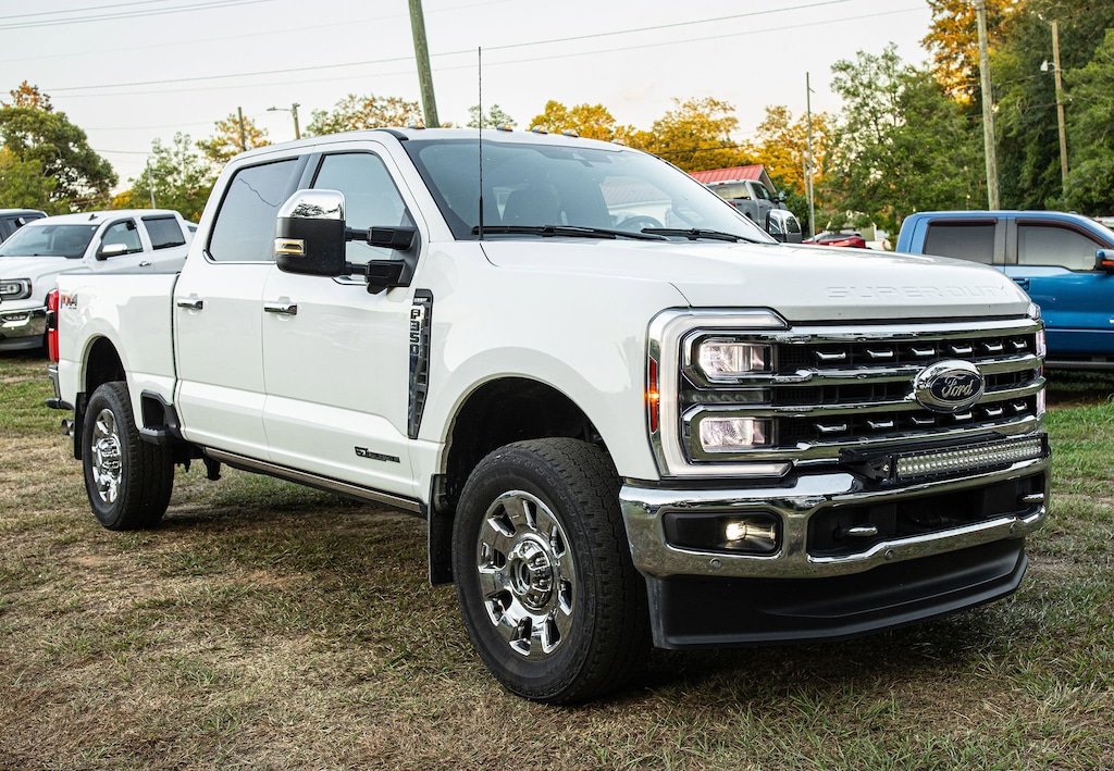 Used 2024 Ford Super Duty F-350 SRW LARIAT LARIAT 4WD Crew Cab 6.75 Box