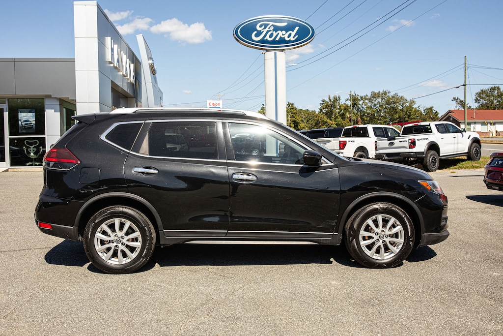 Used 2020 Nissan Rogue SV FWD SV