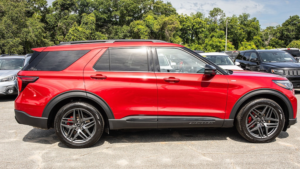 Used 2025 Ford Explorer ST-Line ST-Line RWD
