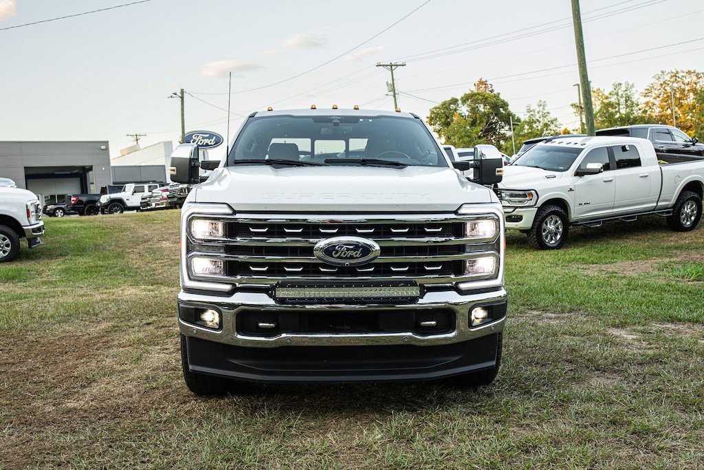 Used 2024 Ford Super Duty F-350 SRW LARIAT LARIAT 4WD Crew Cab 6.75 Box