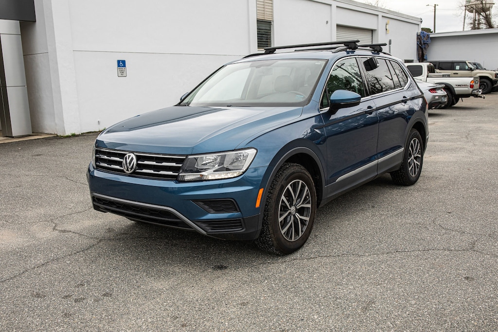 Used 2020 Volkswagen Tiguan SE 2.0T SE FWD