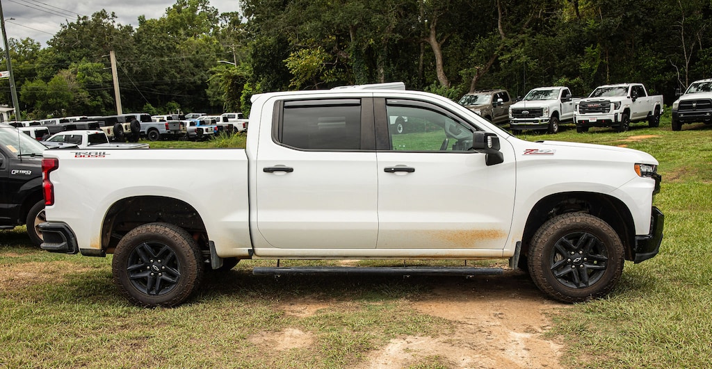 Used 2021 Chevrolet Silverado 1500 LT Trail Boss 4WD Crew Cab 147 LT Trail Boss