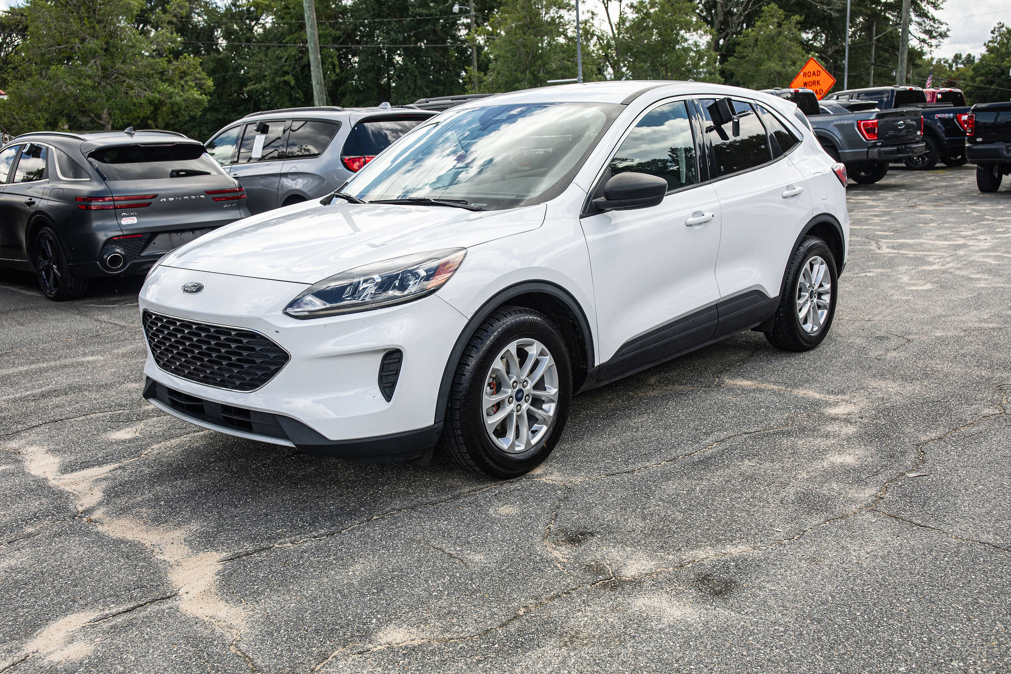 2022 Ford Escape SE