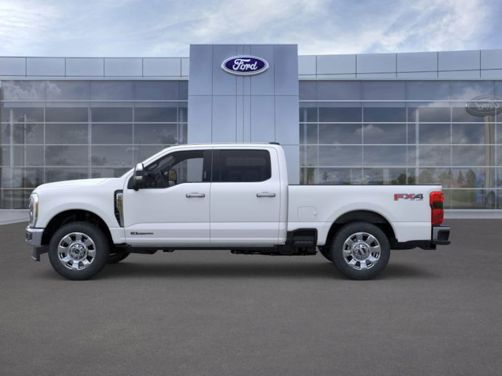 New 2025 Ford Super Duty F-250 Lariat TRUCK