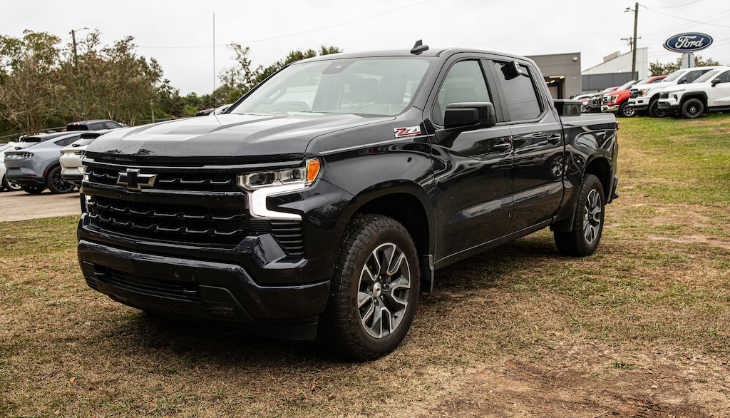 Used 2023 Chevrolet Silverado 1500 RST 4WD Crew Cab 147 RST