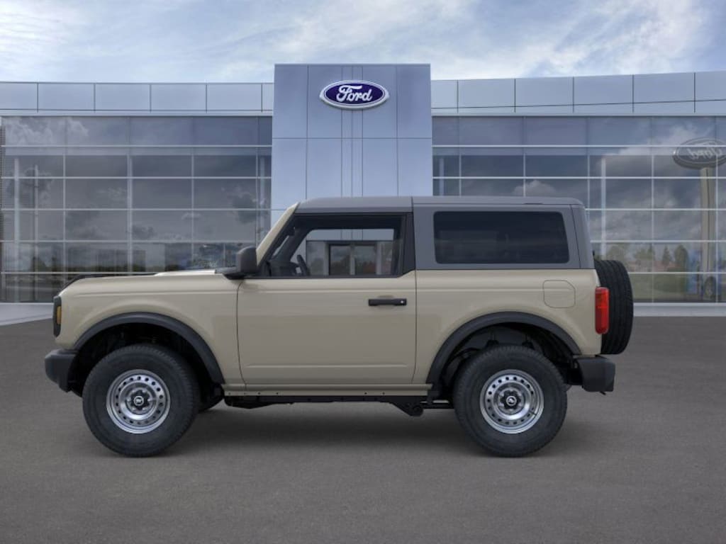 New 2025 Ford Bronco Base SUV