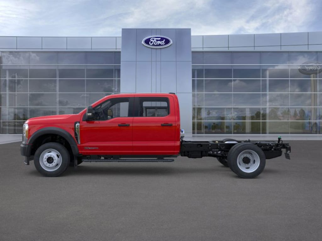 New 2025 Ford Chassis Cab F-550 XL TRUCK