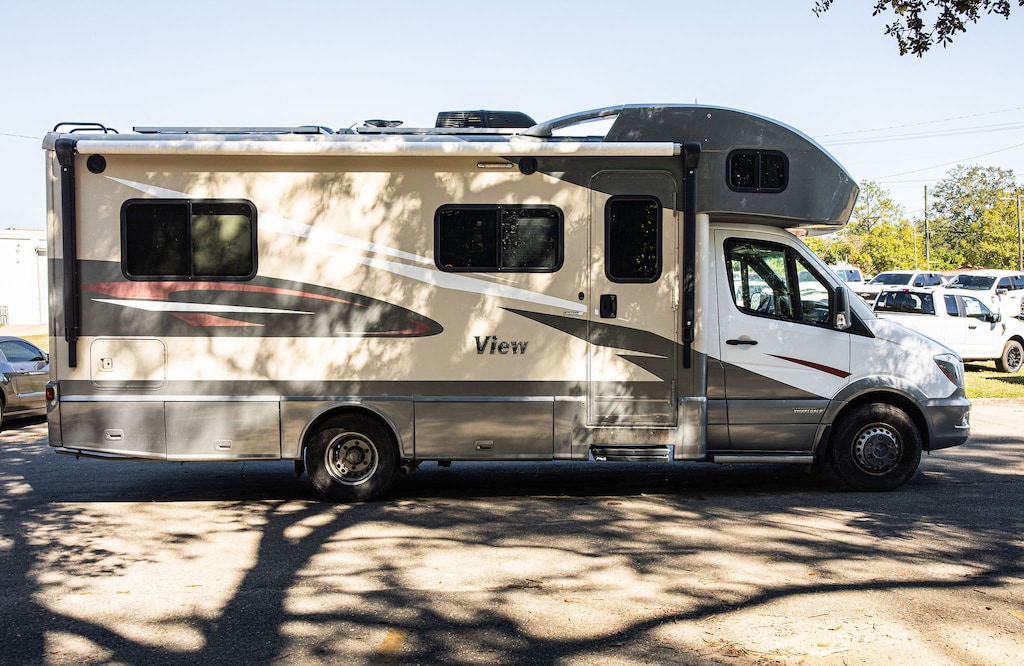 Used 2017 Mercedes-Benz Sprinter Cargo Van Cab Chassis 144 WB