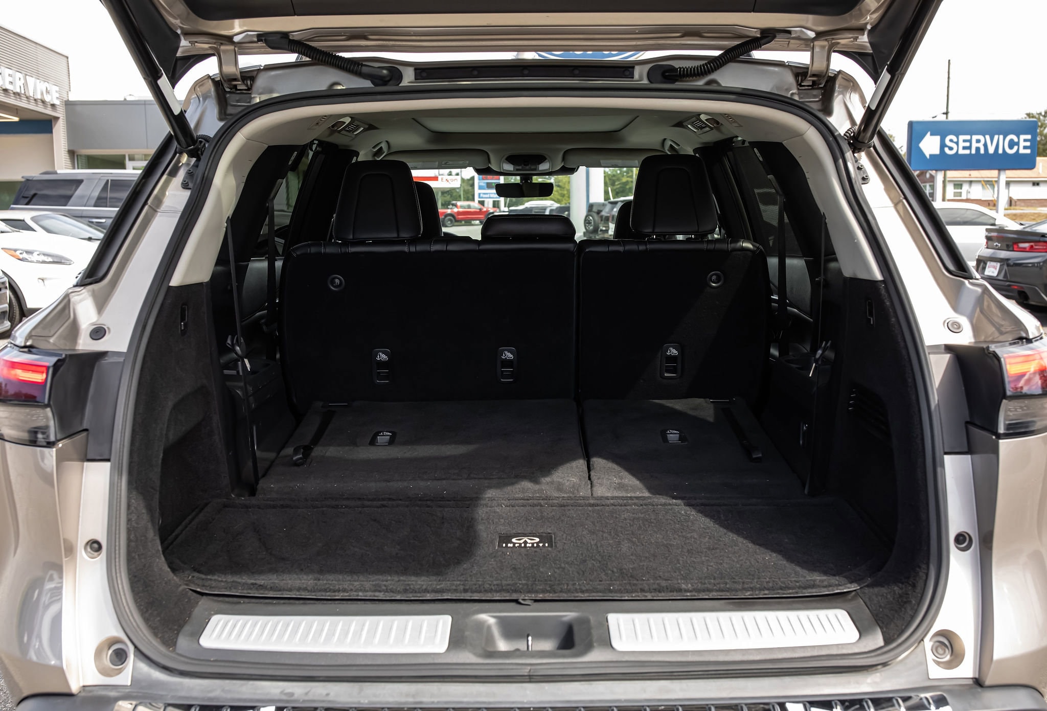 2023 INFINITI QX60 LUXE - Photo 8