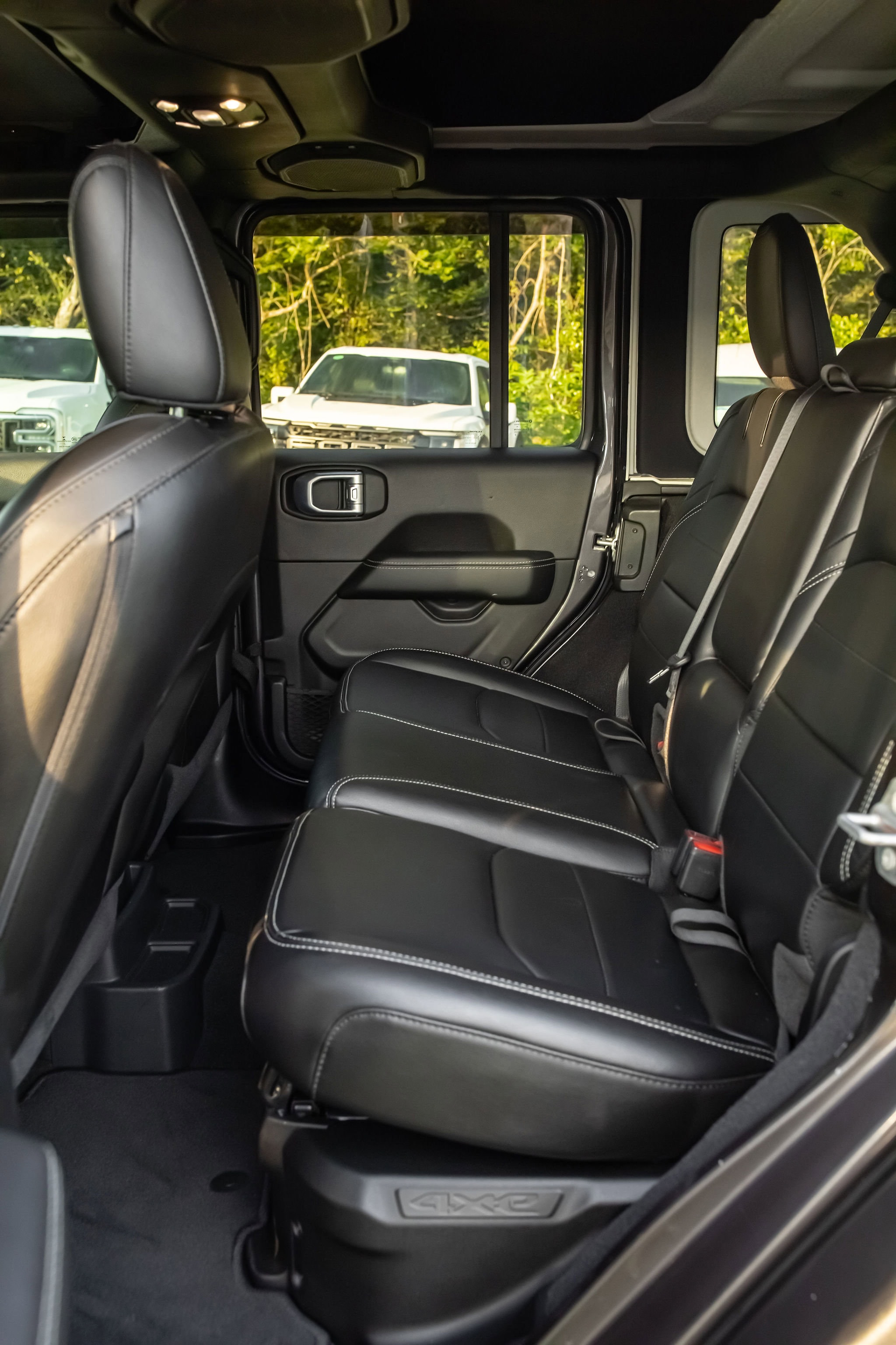 2021 Jeep Wrangler Unlimited Sahara 4XE - Photo 24