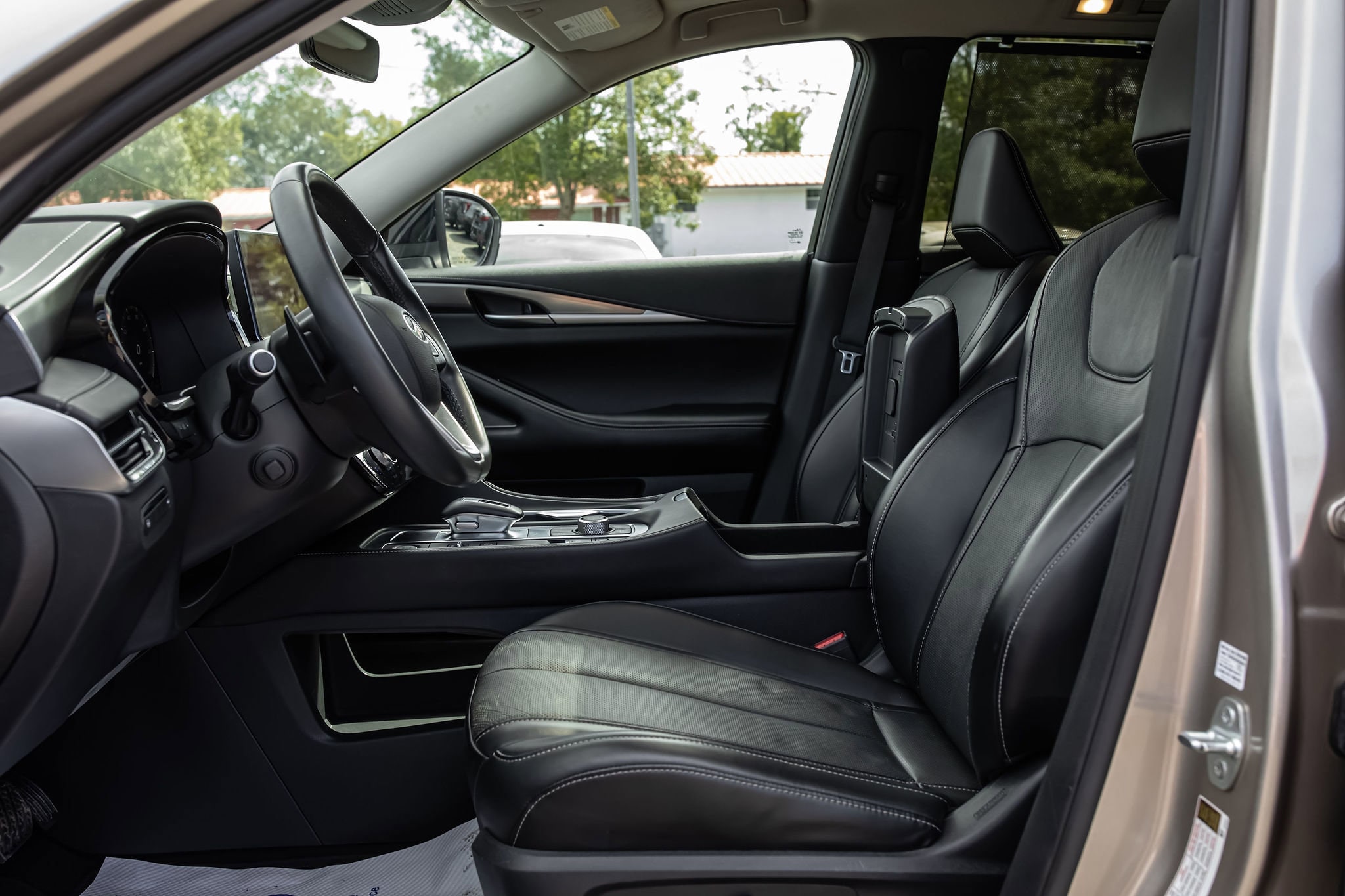 2023 INFINITI QX60 LUXE - Photo 13