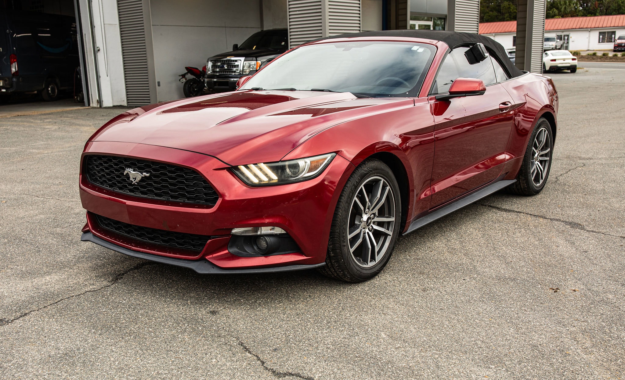 2016 Ford Mustang EcoBoost Premium's photo