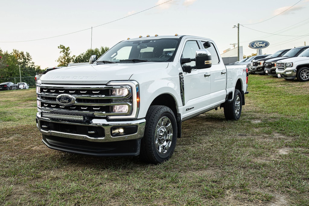 Used 2024 Ford Super Duty F-350 SRW LARIAT LARIAT 4WD Crew Cab 6.75 Box