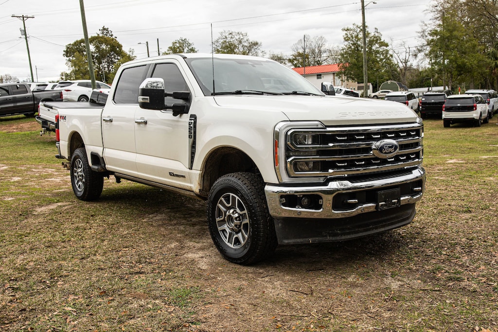 Used 2023 Ford Super Duty F-250 SRW LARIAT LARIAT 4WD Crew Cab 6.75 Box