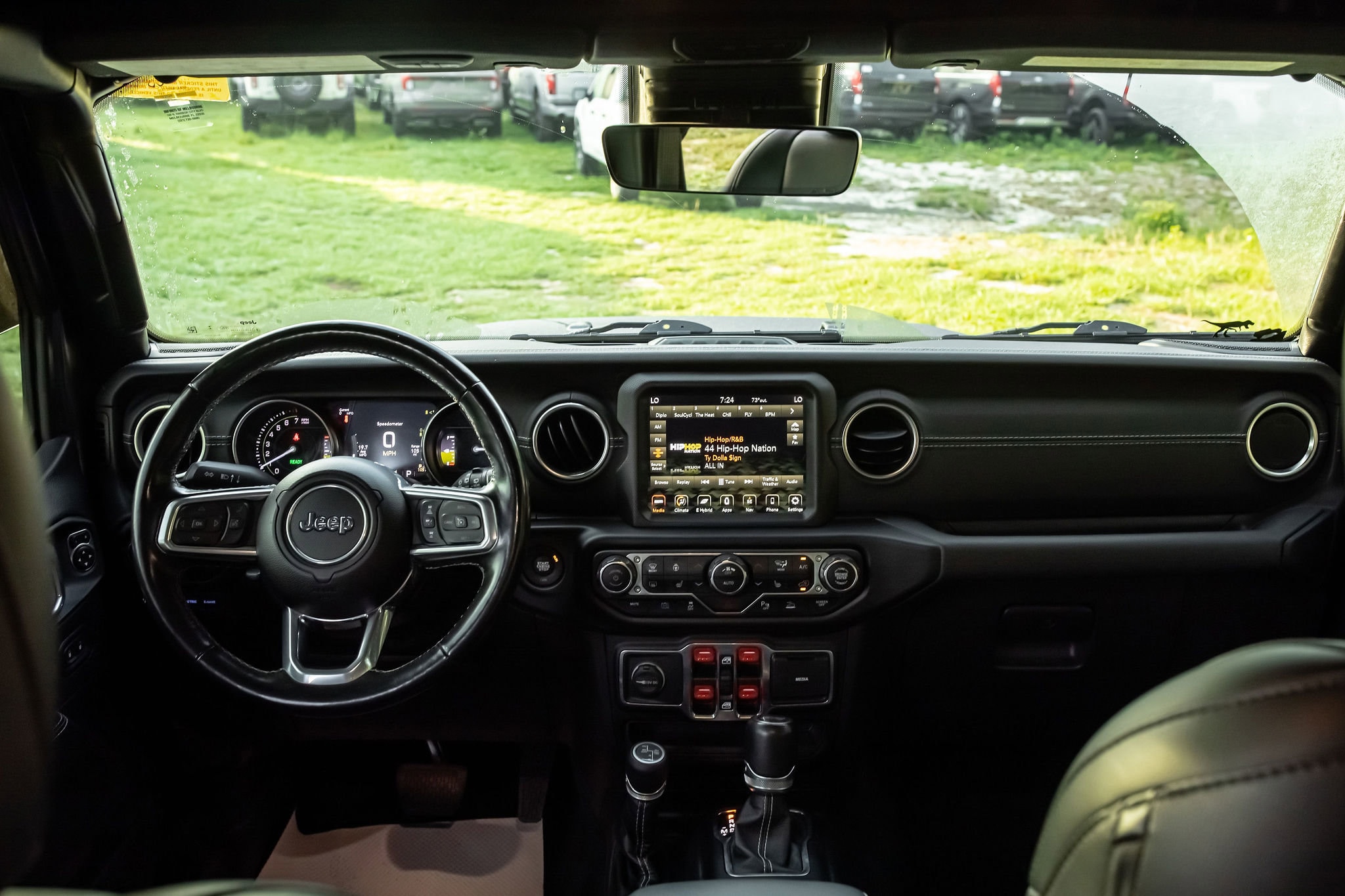 2021 Jeep Wrangler Unlimited Sahara 4XE - Photo 14