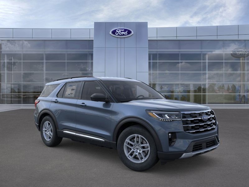 2025 Ford Explorer Active's photo