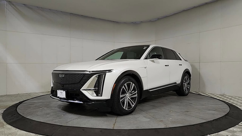 Used 2024 CADILLAC LYRIQ Luxury 1 SUV