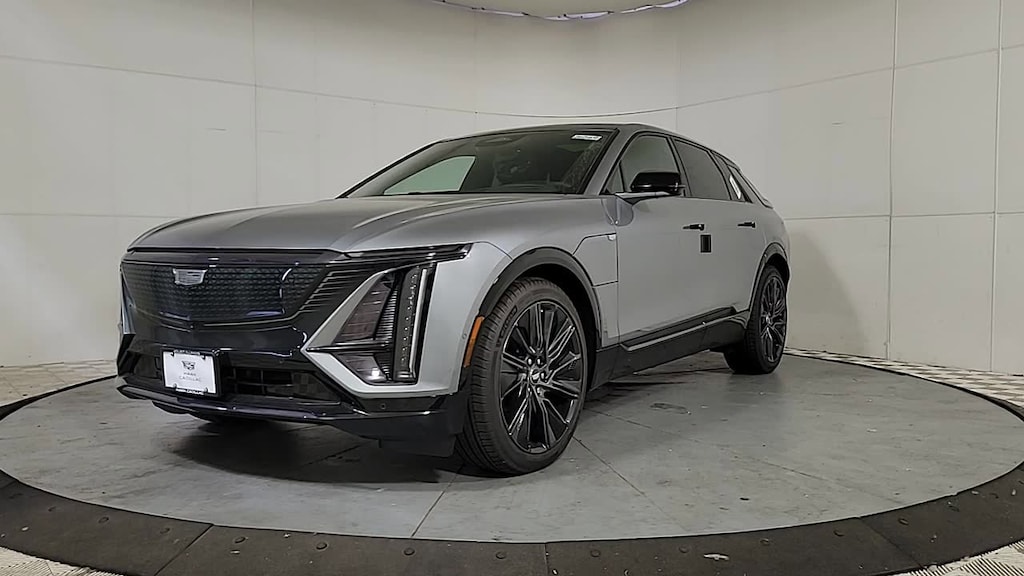 New 2026 CADILLAC LYRIQ Signature Sport SUV