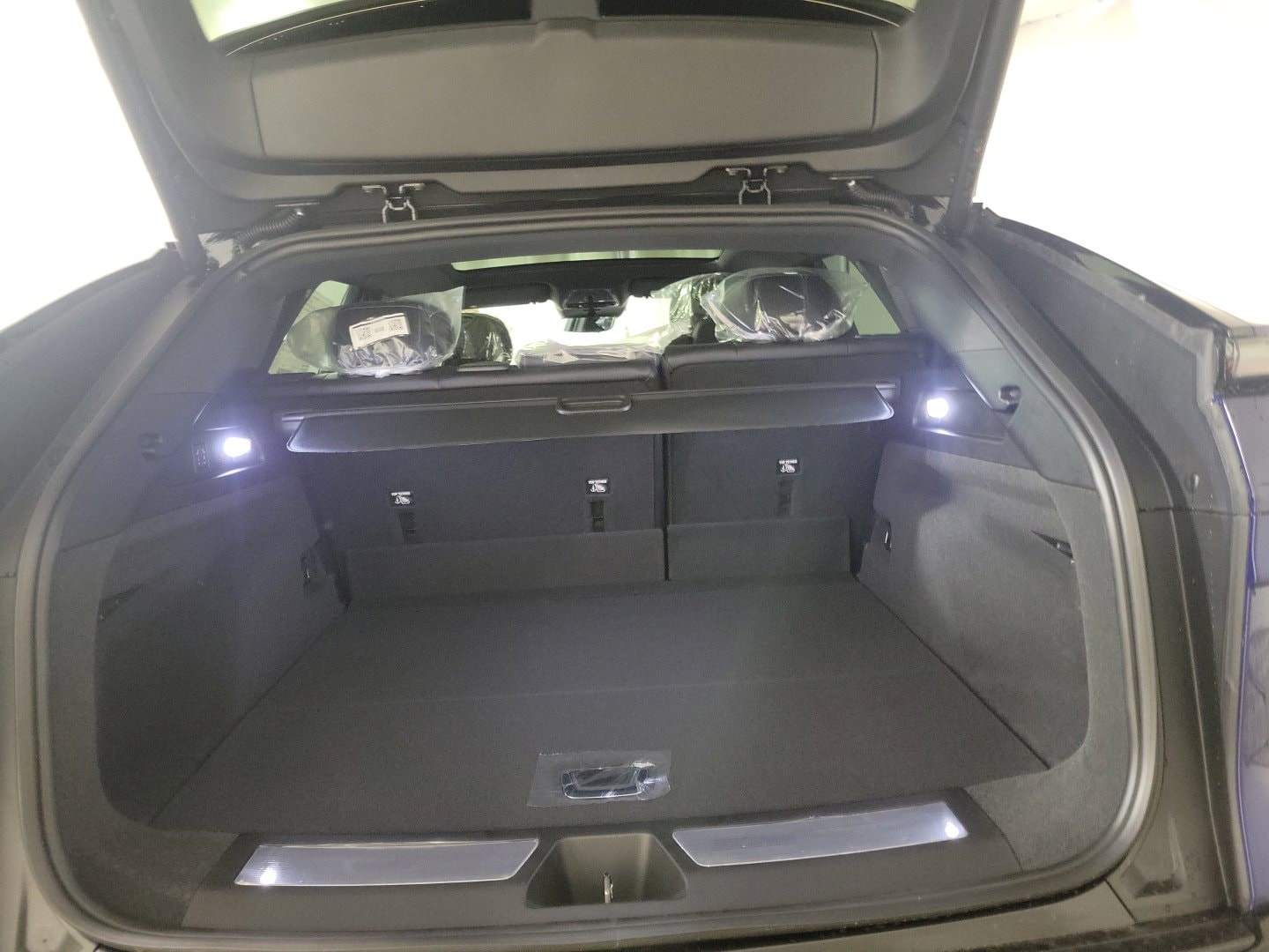2025 Cadillac LYRIQ Sport 3 - Photo 21